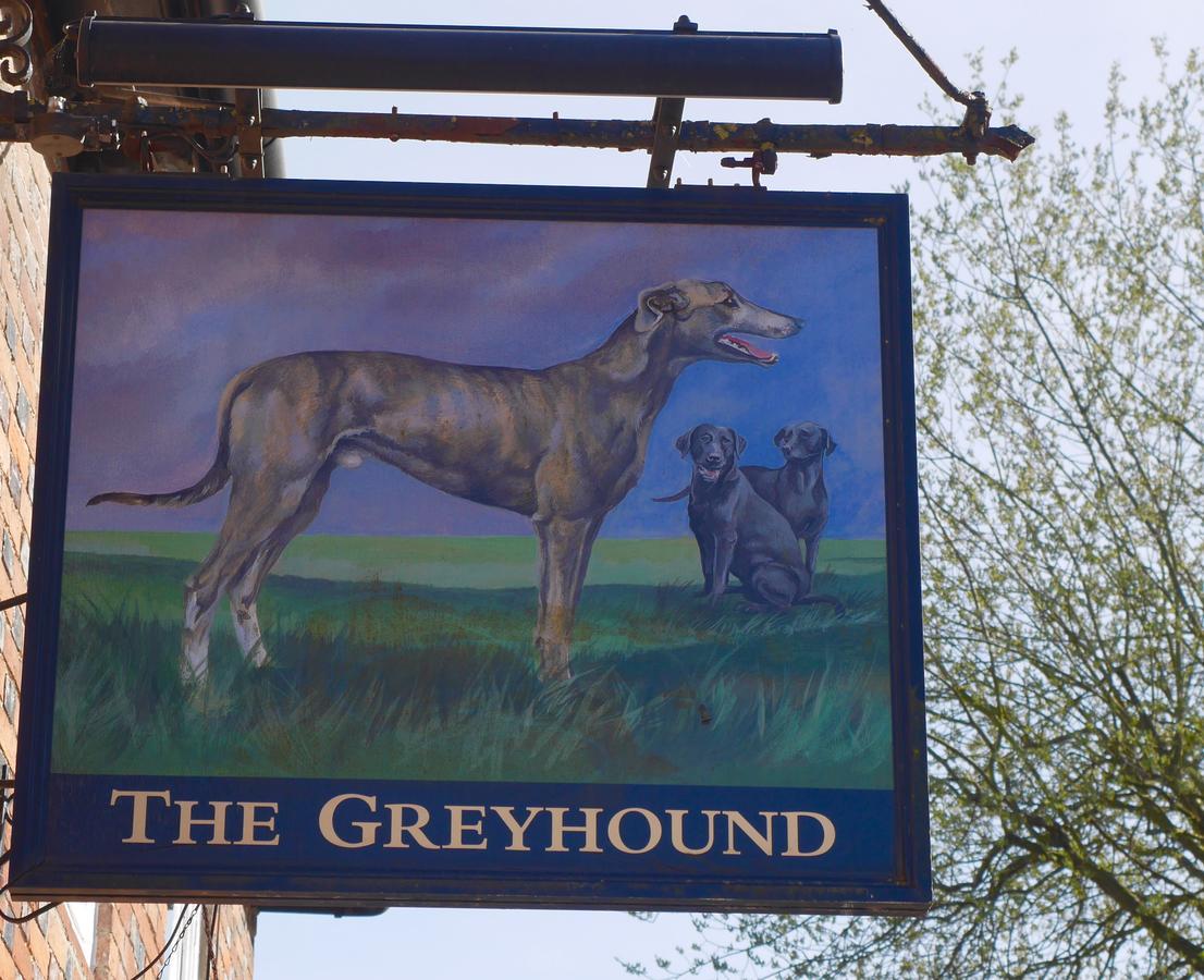 The Greyhound Inn Wantage Buitenkant foto