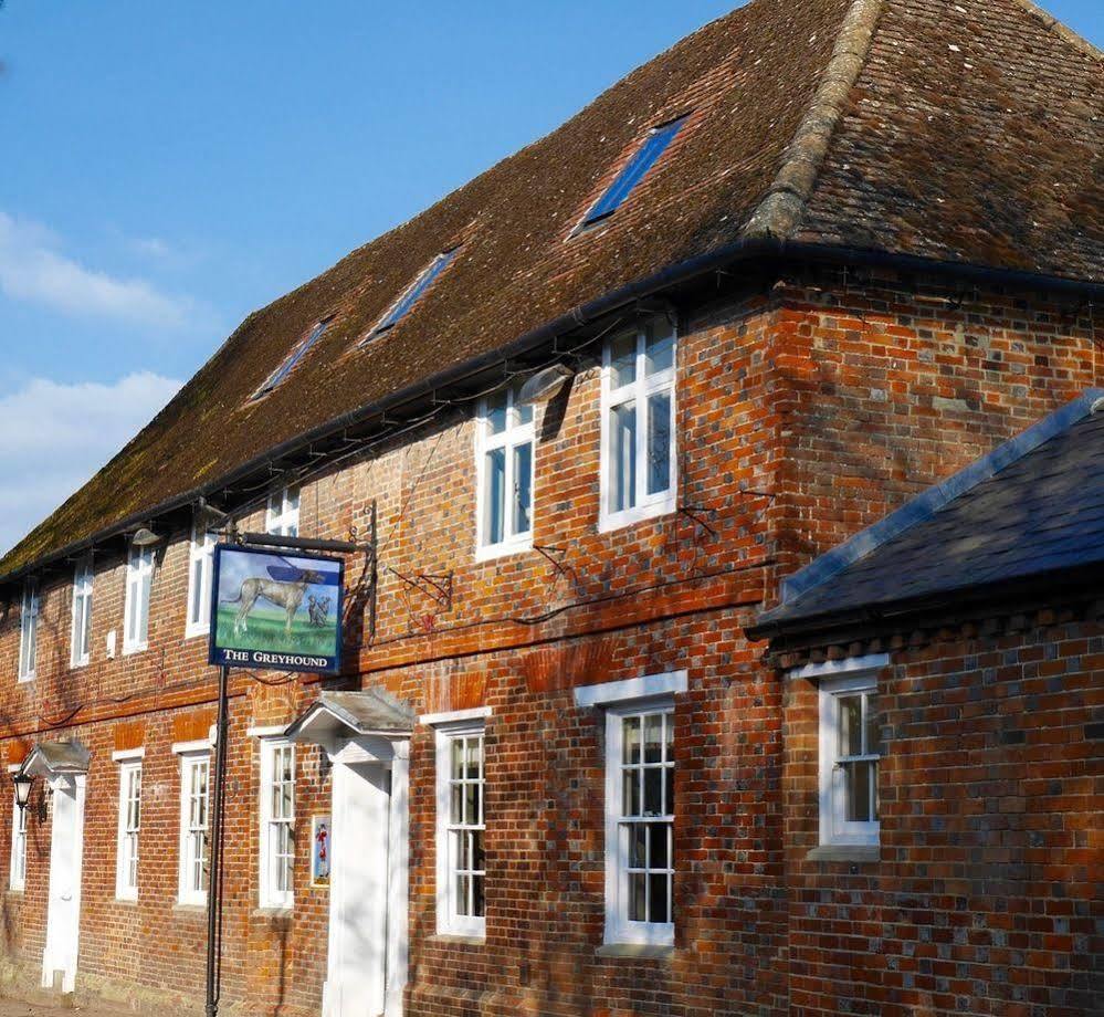 The Greyhound Inn Wantage Buitenkant foto
